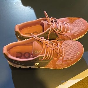 On Cloud pink tennis shoes